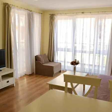Lejlighed Cozy Flores 2 Bedrooms *